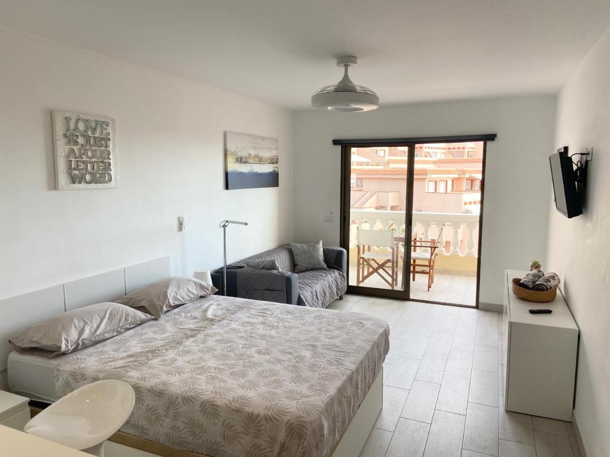Top Floor, Panoramic Studio, Heated Pool Los Cristianos  Exterior foto